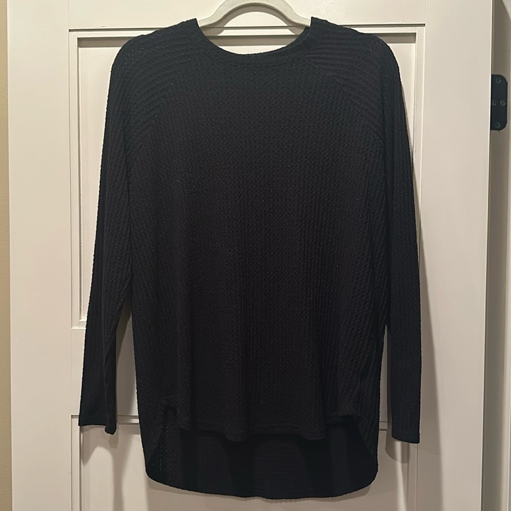 American Eagle Black Waffle Texture Long Sleeve - Women’s Size Medium